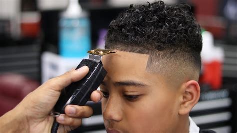 Full Length How To Cut Hair Like A Barber Mid Fade Curly Top Youtube