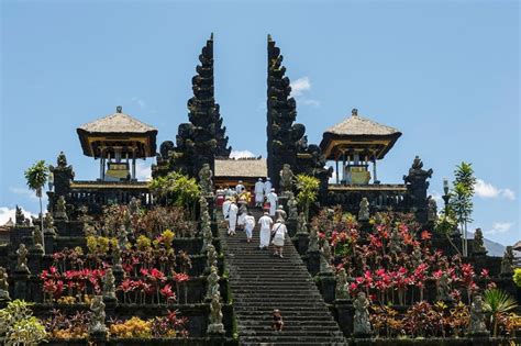 Sejarah Kerajaan Bali Peninggalan Raja Dan Masa Kejayaan
