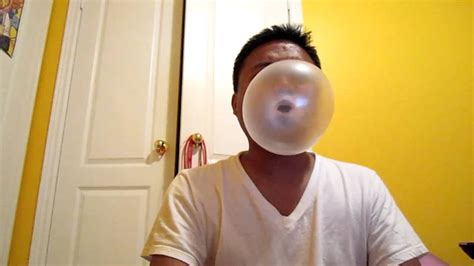 download bob costas attempts largest bubblegum bubble world record mp4 and mp3 3gp