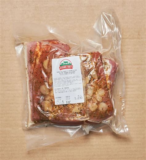 Купить свинину оптом в Санкт Петербурге Свиное мясо в отрубах оптом в СПб