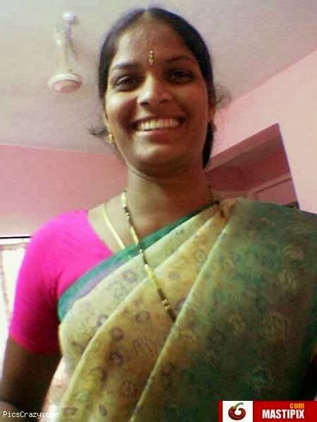 Mallu Housewife Showing Boobs Sex T Shirts