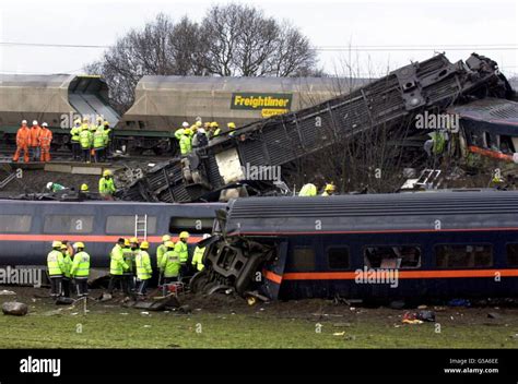 Selby Train Crash Scene Stock Photo Alamy