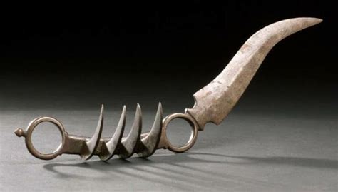 Senjata Paling Mematikan Di Masa Peradaban Kuno