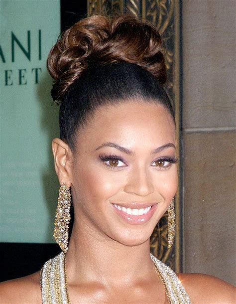 Chignon Chic Beyoncé Toutes Ses Coupes De Cheveux En Images Elle