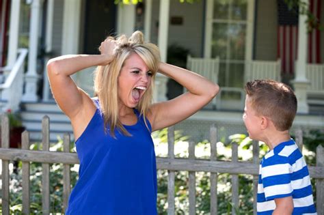 Being a parent can be extremely difficult! | Happy parents ...