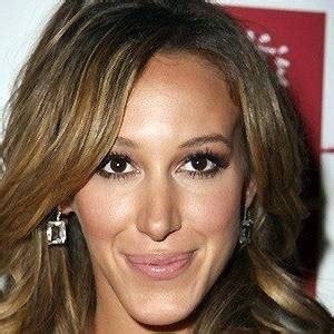 Haylie Duff Bio Age Net Worth Siblings Height Wiki Facts And