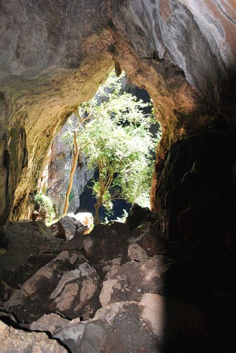 Chinhoyi Caves Zimbabwe Wildmoz Magazine Limestone Caves Nice