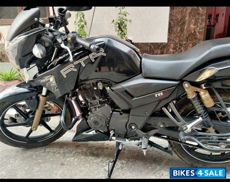Tvs recently launched apache 180 bs6 model with few changes but is it better than apache 160 4v, its younger brother, find out. Used 2019 model TVS Apache RTR 180 ABS for sale in New ...