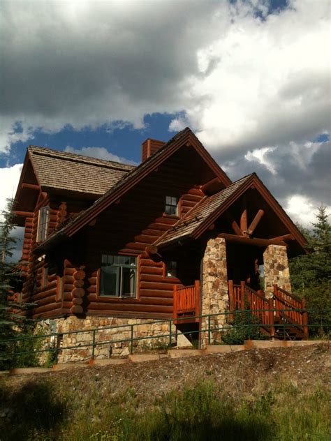 The location of our cabin could not get any better, it is a short drive to everything including gatlinburg. Jet Luxury Resorts: Jet Luxury Resorts Goes Mountain High