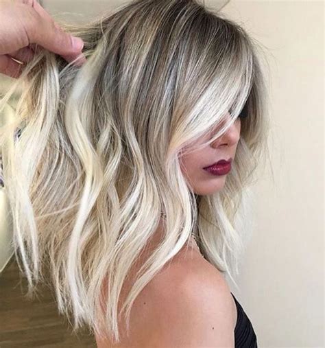 Covers parting and fringe growth (at a time when hairdresser's salon closed) very quickly. Pin on Short hair ideas