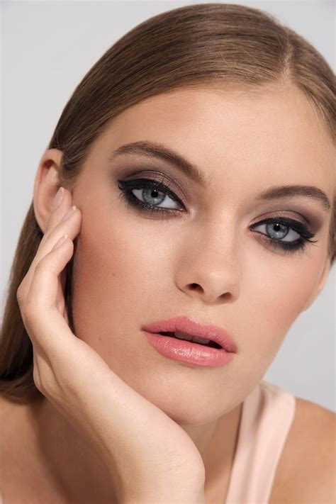 What Makeup Suits Blonde Hair Blue Eyes Lipstutorial Org