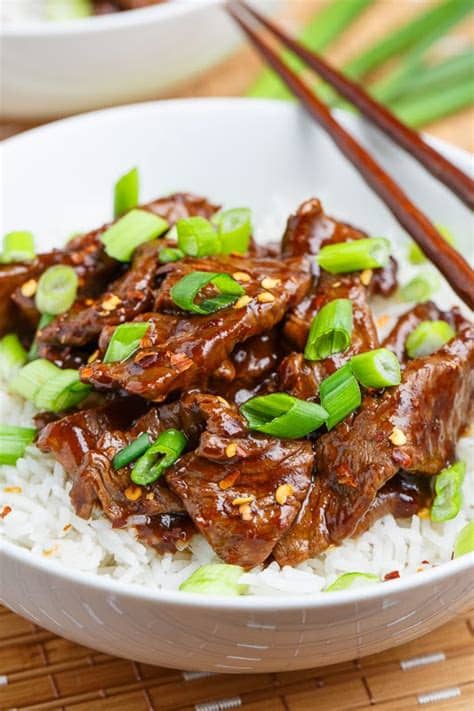 Mongolian beef that's easy and so good you will never want to to order chinese takeout again! 20 Minute Light Mongolian Beef Recipe on Closet Cooking
