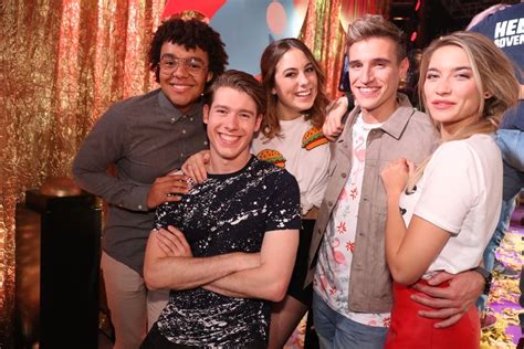 Let me be your love. alle rechten gaan naar studio 100 & ketnet. Tinne Oltmans krijgt soms schrijnende berichten van fans ...