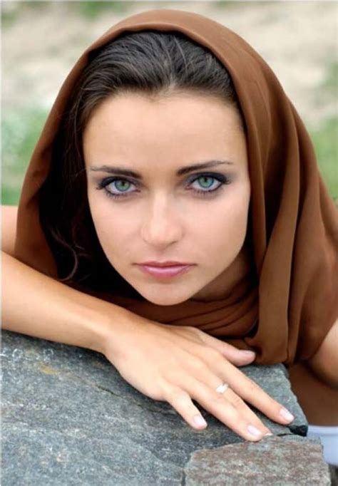 World Beautiful Images 22 Most Cute Girls With Beautiful Eyes