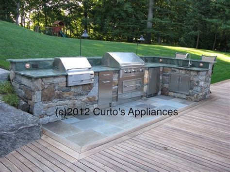 Outdoor Kitchen with Capital outdoor grill, Lynx and ...