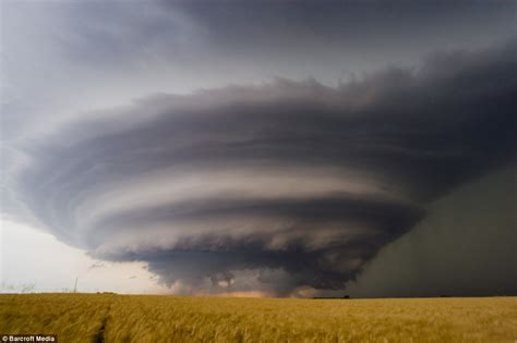 Amazing Tornado Photos