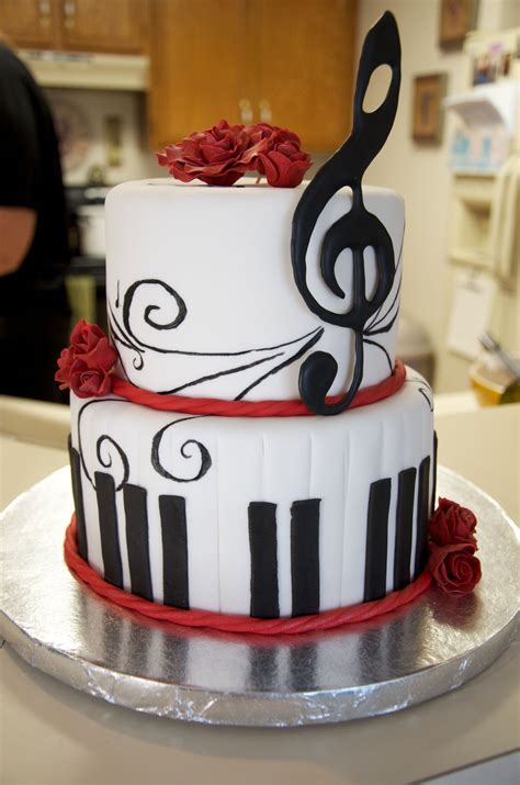 Pin By Amy Van Liew On My Cookie And Cake Creations Music Cakes