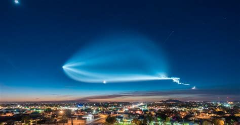 Heres A Time Lapse Of Spacexs Ufo Rocket Launch