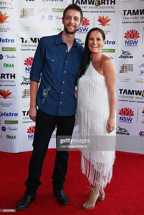 australian country musicians shane nicholson and wife kasey chambers news photo getty images