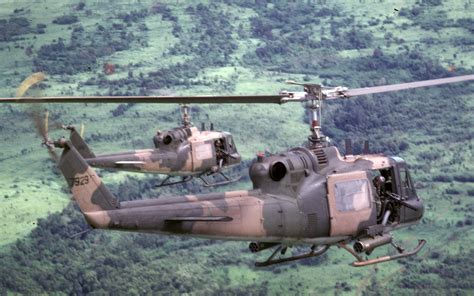 Bell Uh 1 Helicopter Vietnam War