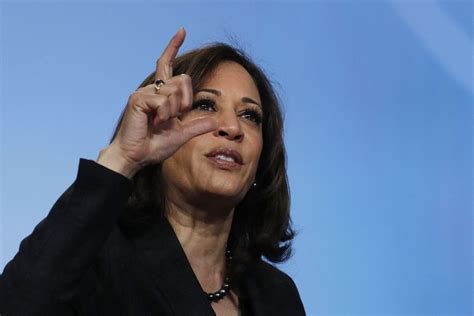 Kamala Harris Raised 12 Million In First Quarter Her Campaign Says