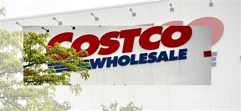 Costco Raises Hourly Wages to $19.50 - GREY Journal