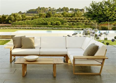 Lineal Corner Garden Sofa Contemporary Garden Furniture At Go Modern