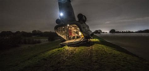 military helicopter works to boost flood defences in south yorkshire as more heart yorkshire