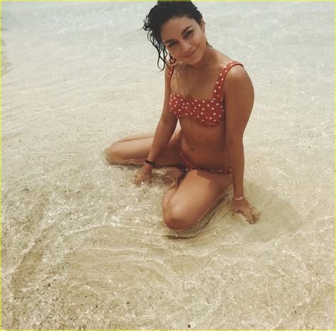 Vanessa Hudgens And Austin Butler Take Romantic Trip To Turks And Caicos Photo 4111836 Austin