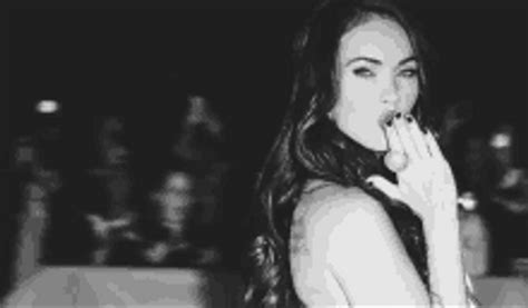 Megan Fox Touching Her Hair Gif Gifdb Com