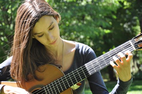 Classical Guitarist Maud Laforest At Mcl Grand Blue Ribbon News