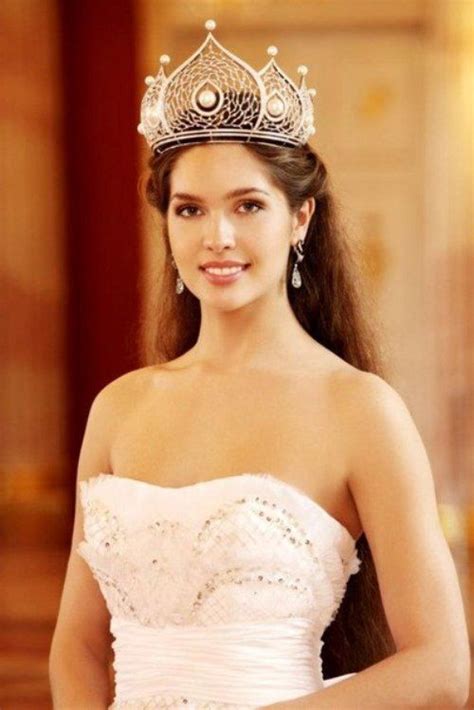Miss Russia 2012 Miss Universe 2012 Finalist Elizaveta Golovanova