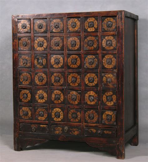 The cabinets vary in size. li9037-antique-chinese-apothecary-herb-cabinet - a photo ...