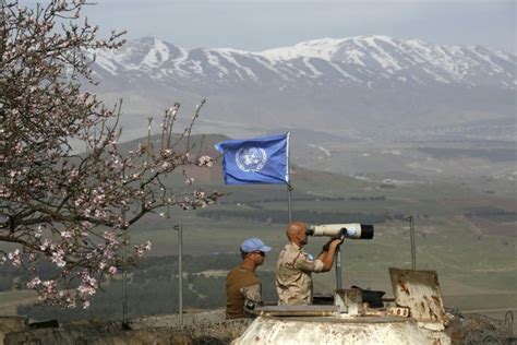 pro assad forces take over abandoned un post in demilitarized zone in golan i24news