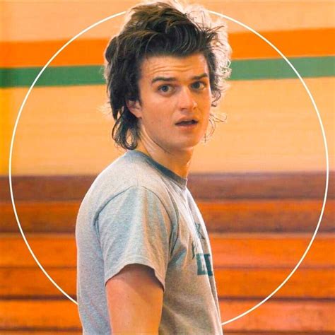 Steve the hair harrington is hawkins' resident popular boy. Steve Harrington in Stranger Things Season 2... - Multifandom