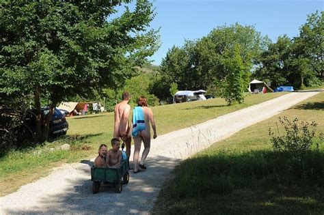 Camping Naturiste