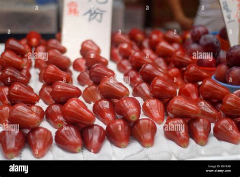 Chinese Apple Hi Res Stock Photography And Images Alamy