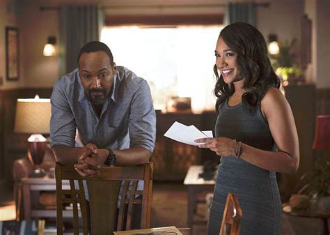 Foto De Candice Patton Fotos Jesse L Martin Candice Patton Foto