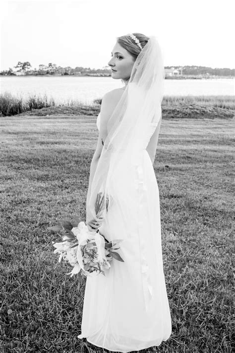 Pin By Mik On Mrs Maldonado Wedding Dresses White Dress Dresses