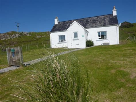 2 Bed Cottage In Isle Of Harris 3742461 Harris White Cottage