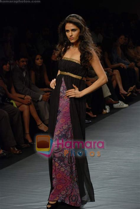 Model Walk The Ramp For Nandita Mahtani Show At Lakme Fashion Week Fall Winter 2009 Day 3 On