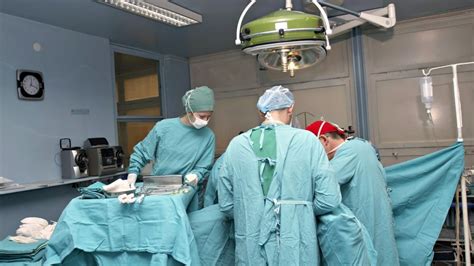 Circoncision Du Prépuce Chez Lhomme Causes Et Conséquences Opération