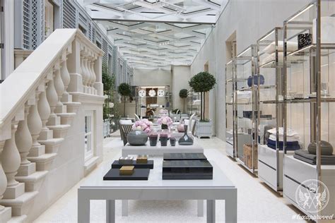 Christian Diors Mayfair Luxury Shop Designed By Peter Marino The