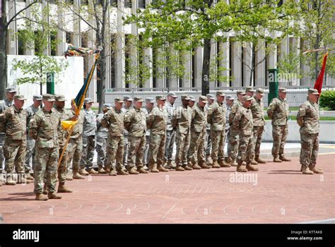 Soldiers Of The New York Army National Guards 42nd Infantry Division