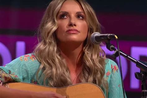 Carly Pearce Dedicates Inspirational New Song To Late Producer Lee