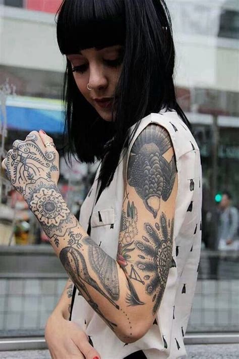 31 Amazing Black And White Floral Tattoos