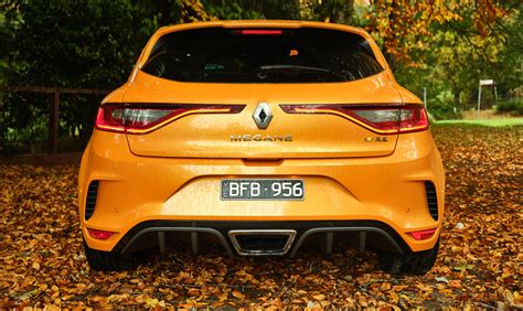 Driven 2020 Renault Megane Rs 300 Trophy Is Raw Uncompromising And