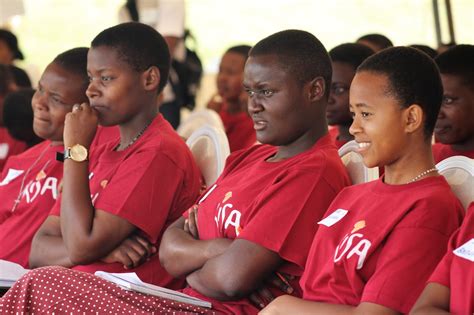Pokea shukrani shule ya sekondari ya wasichana collegine makambako njombe. Wasichana Wa Shule Uchi : MSANII NICK AIGA NYENDO ZA ...