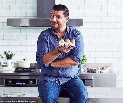 Manu Feildel Strips Naked And Covers Private Parts With Baguettes