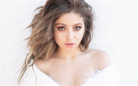 Explore releases from karol sevilla at discogs. Karol Sevilla - Taille - Poids - Mensurations - Couleur ...